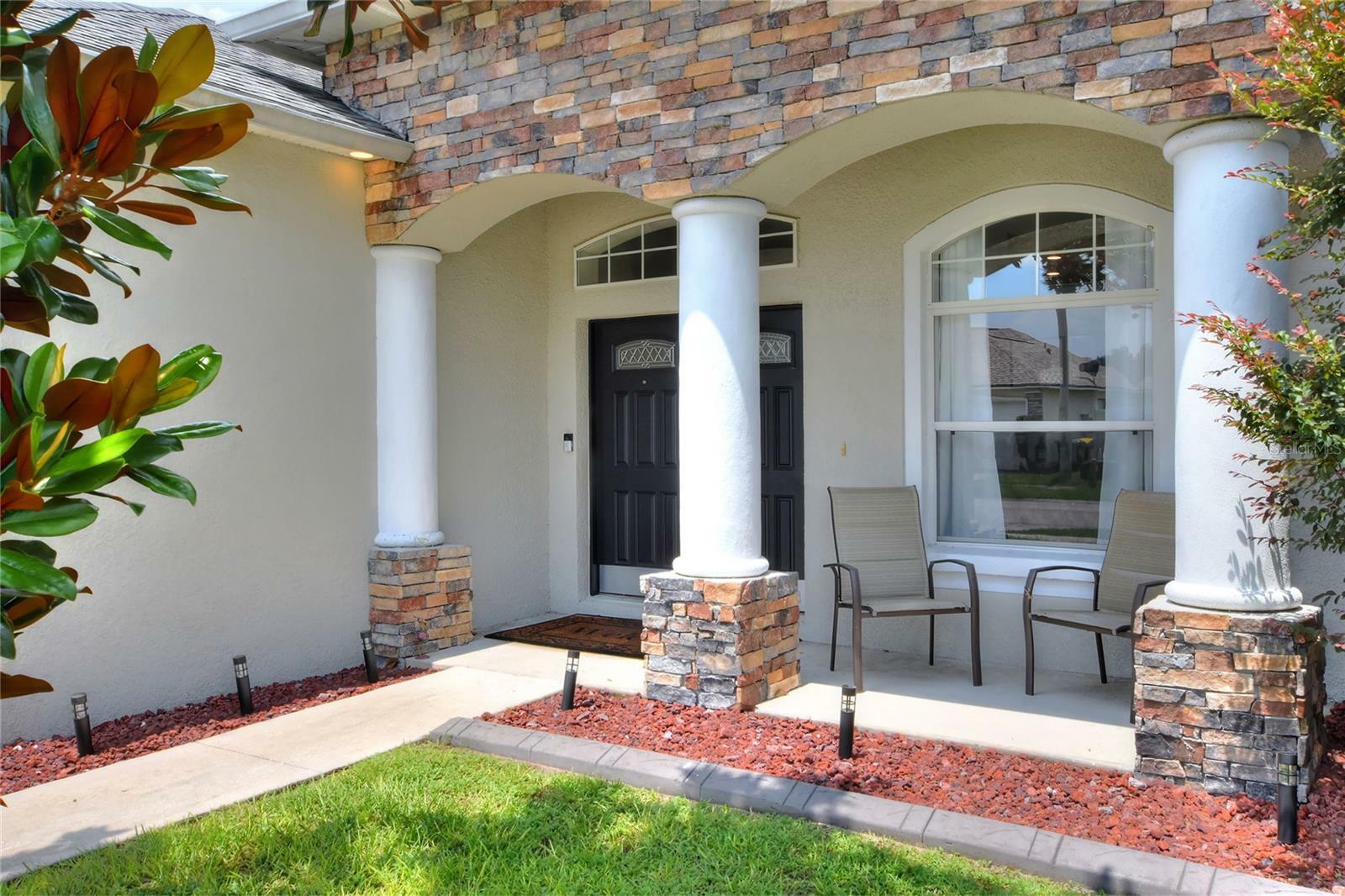 Property Photo:  1733 James Pointe Drive  FL 33830 