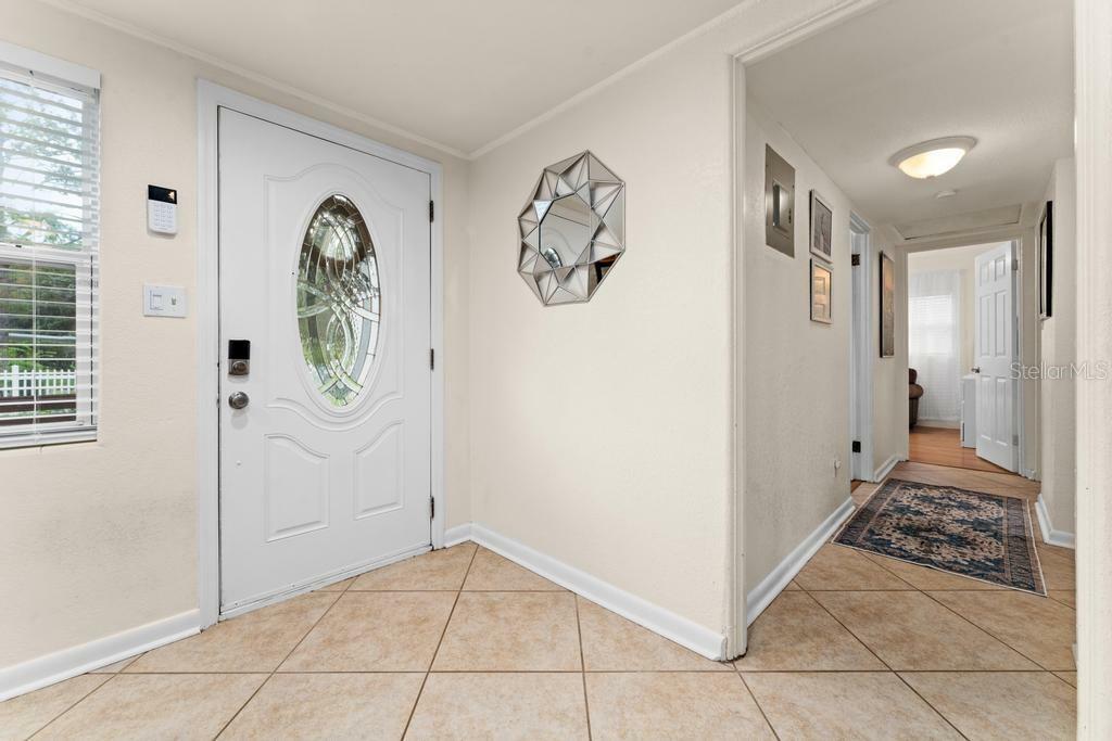 Property Photo:  5111 Lake Howell Road  FL 32792 