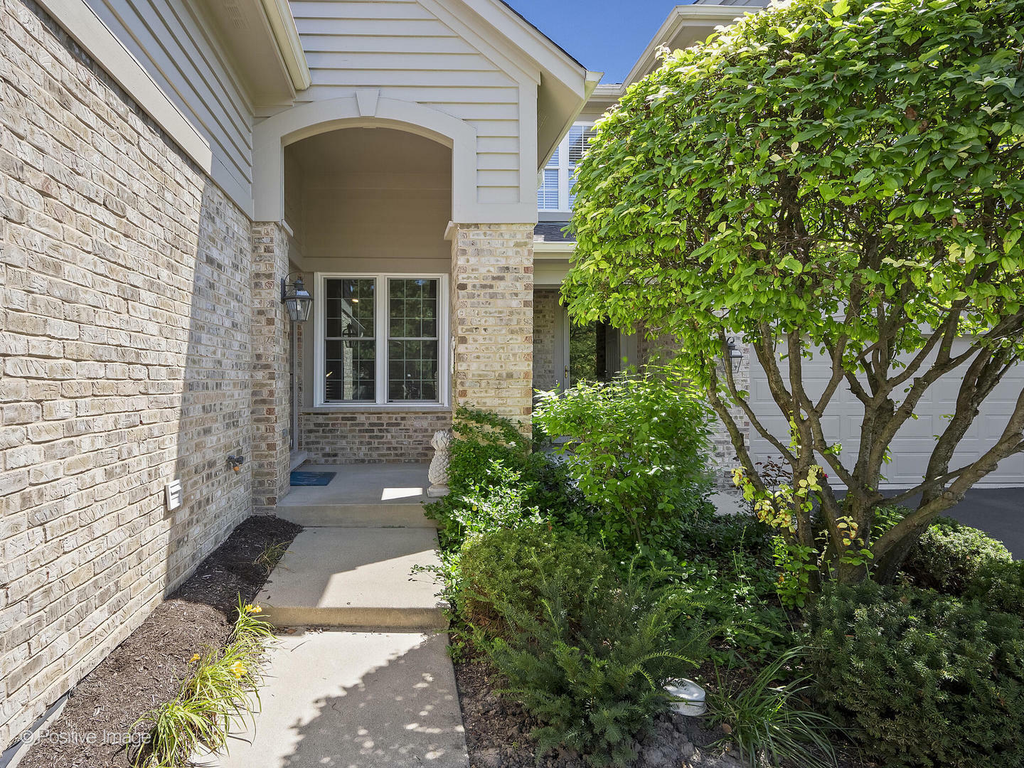 Property Photo:  6281 Edgebrook Lane E  IL 60525 