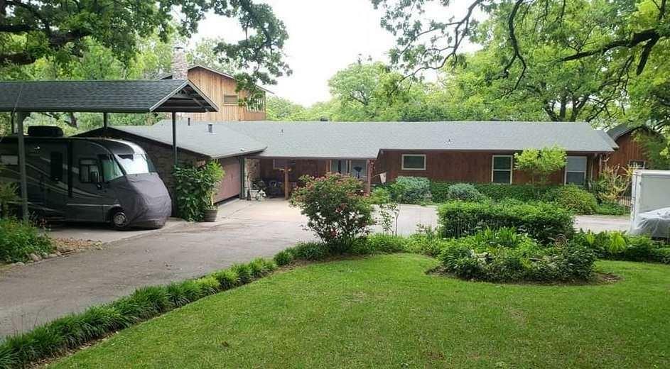 Property Photo:  264 Shoreline Drive N  TX 76020 