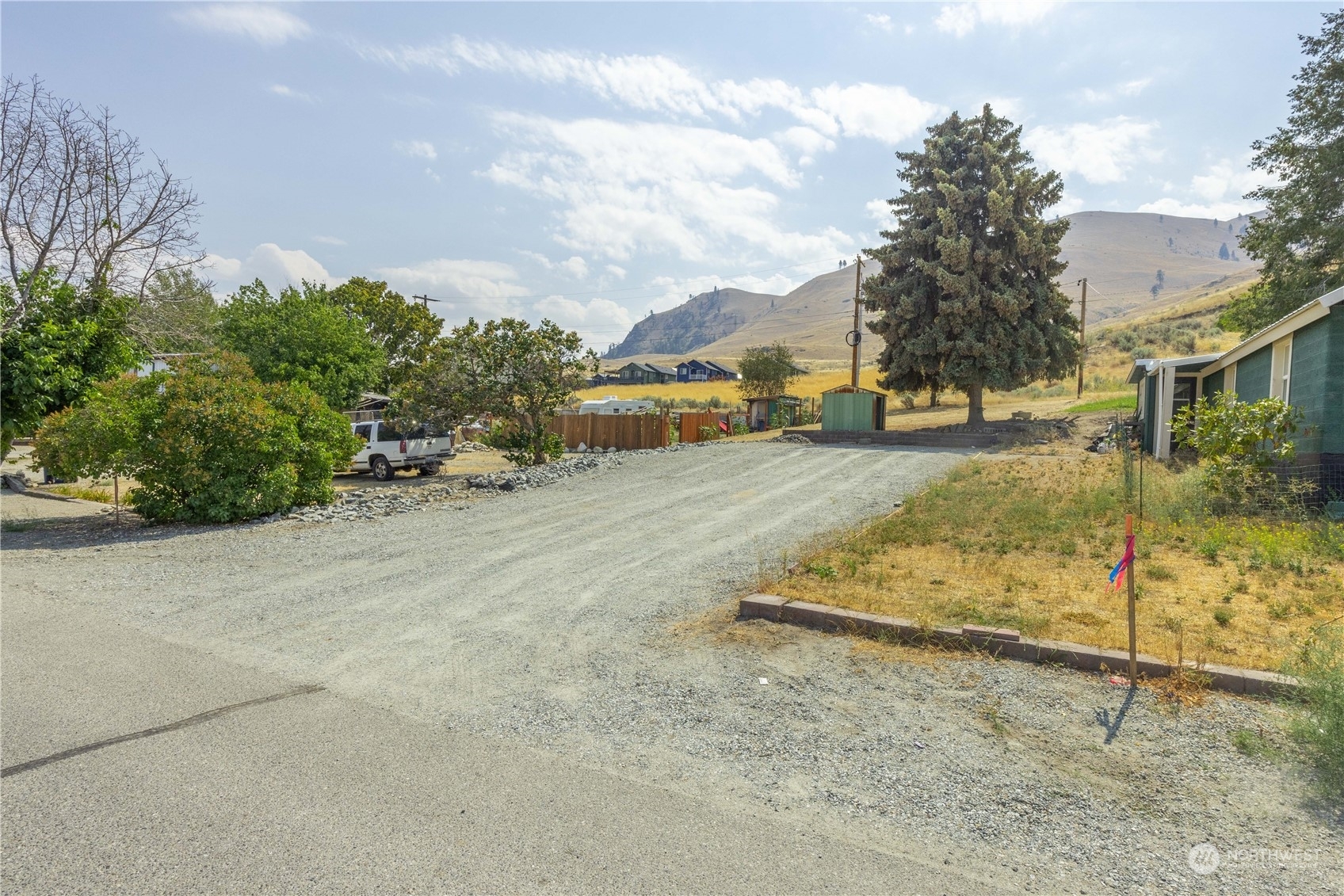 Property Photo:  303 E Nebraska St  WA 98816 