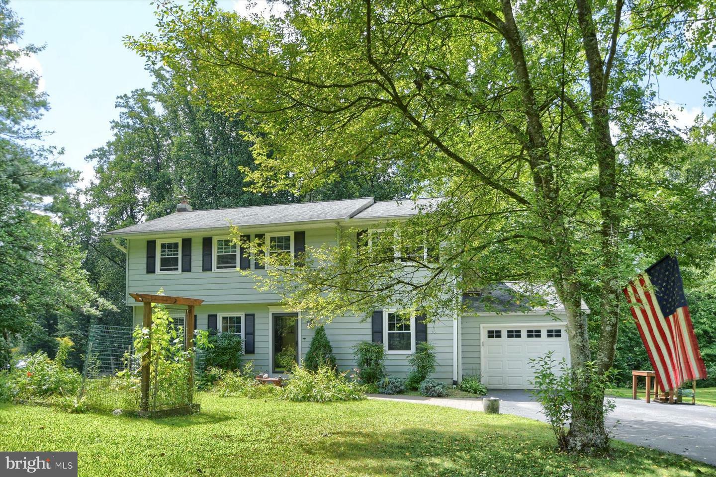 Property Photo:  106 Garnet Lane  PA 19320 