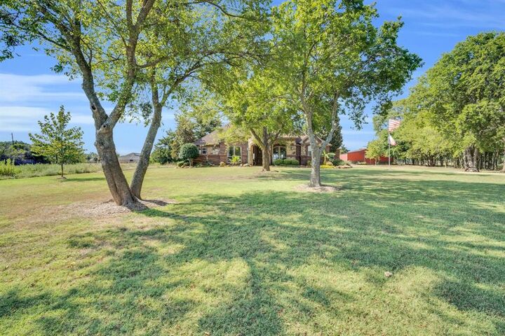 Property Photo:  116 Spring Creek Drive  TX 75165 