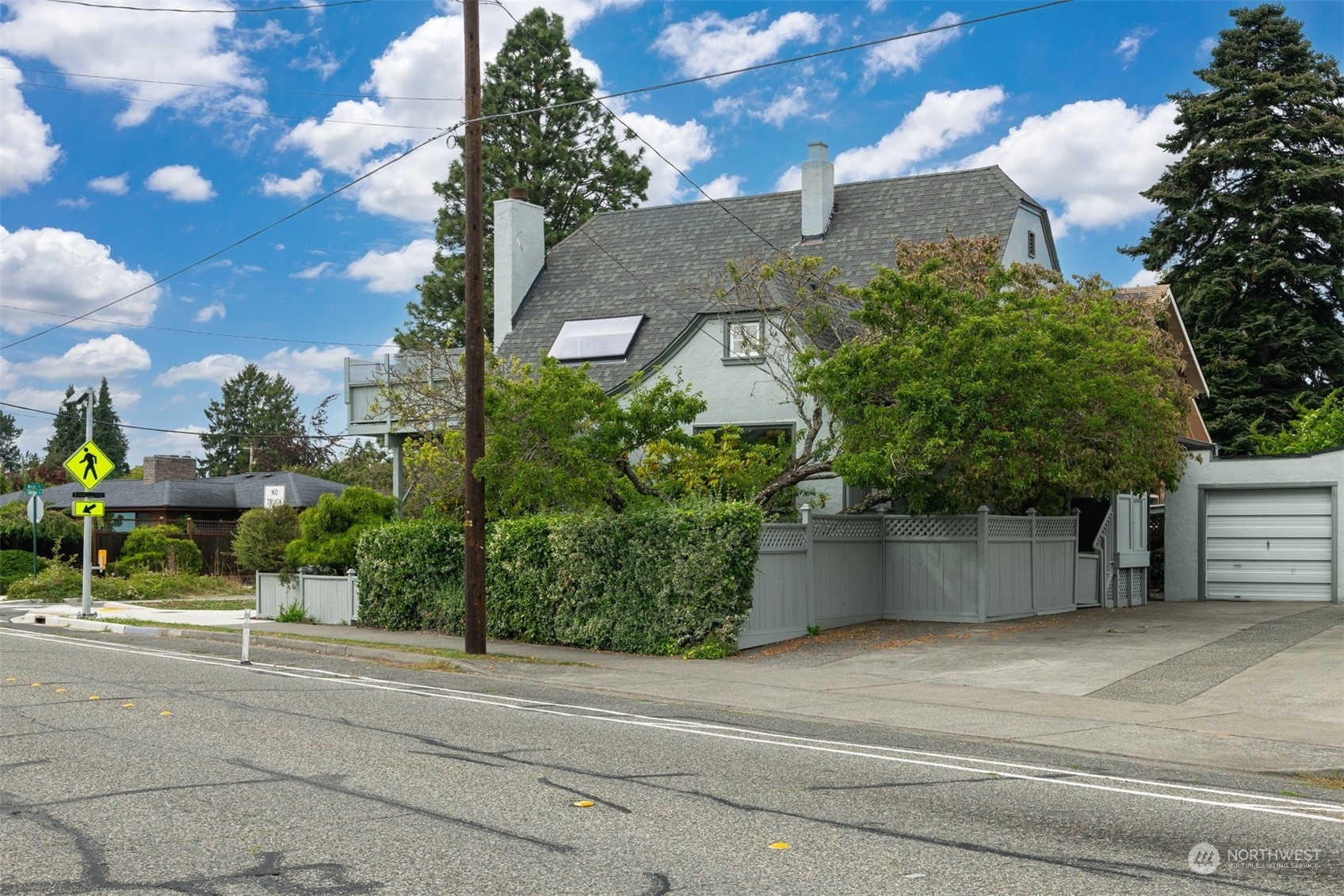 Property Photo:  2210 Eldridge Avenue  WA 98225 