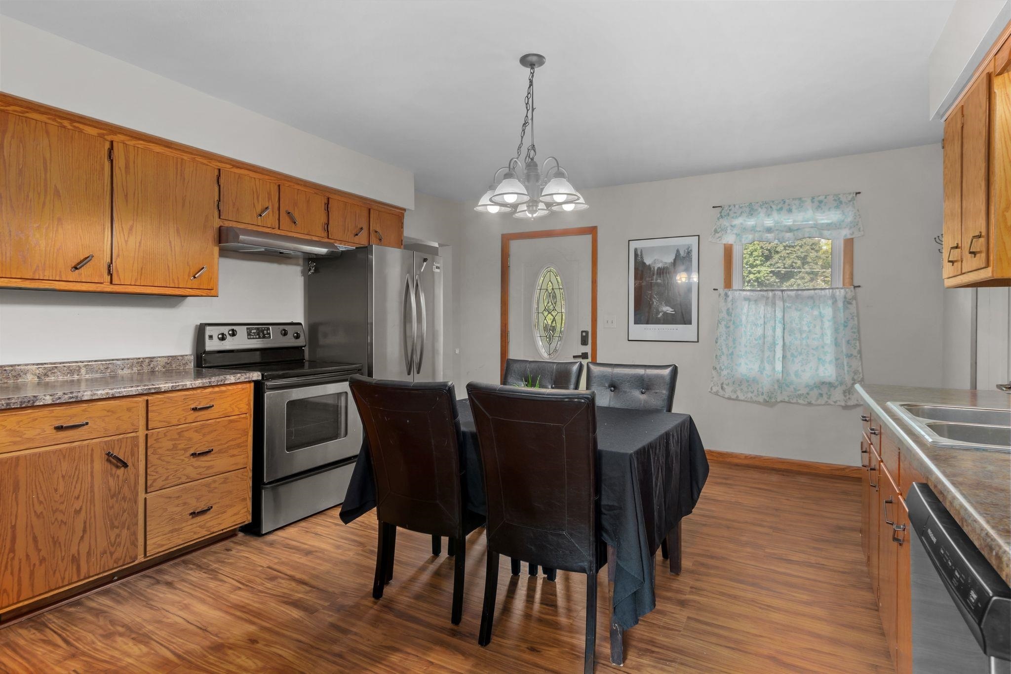 Property Photo:  831 W Ducharme Street  WI 54130 