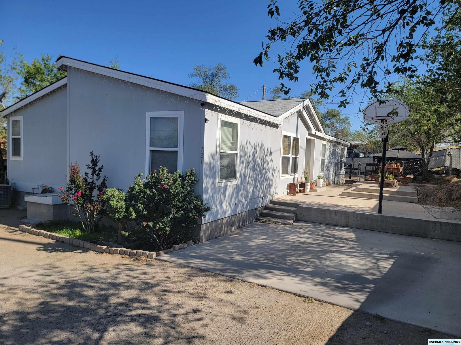 Property Photo:  721 E 14th Street  NM 88061 
