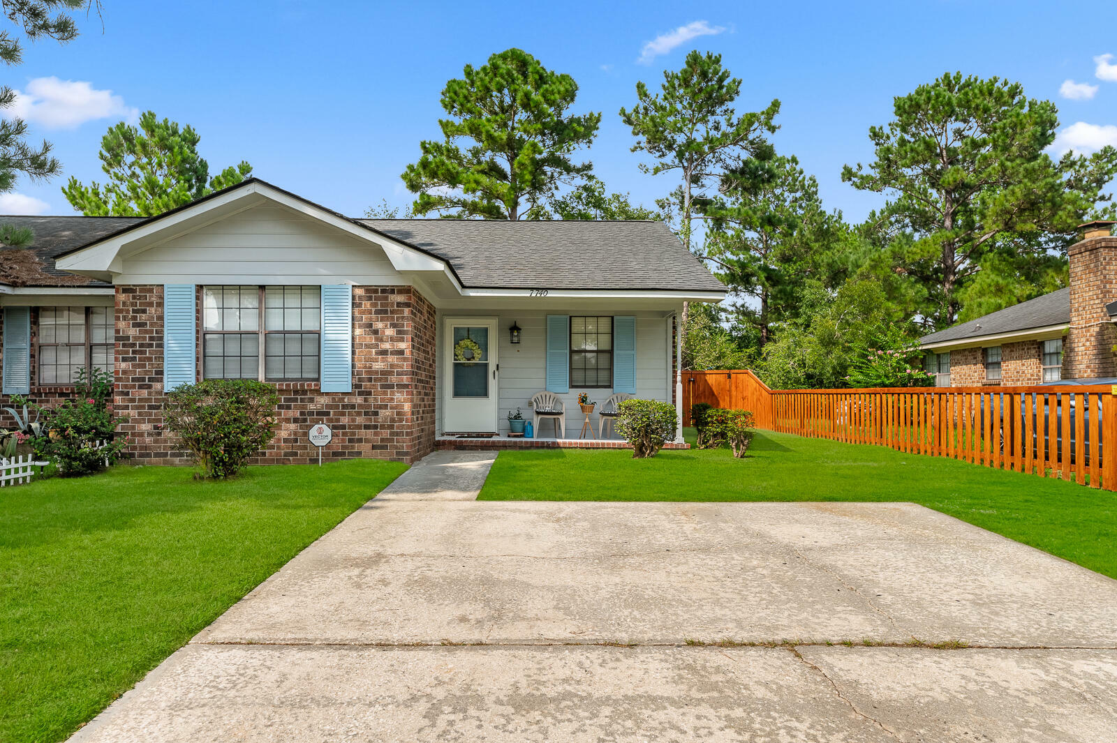 Property Photo:  7740 McKnight Drive  SC 29418 