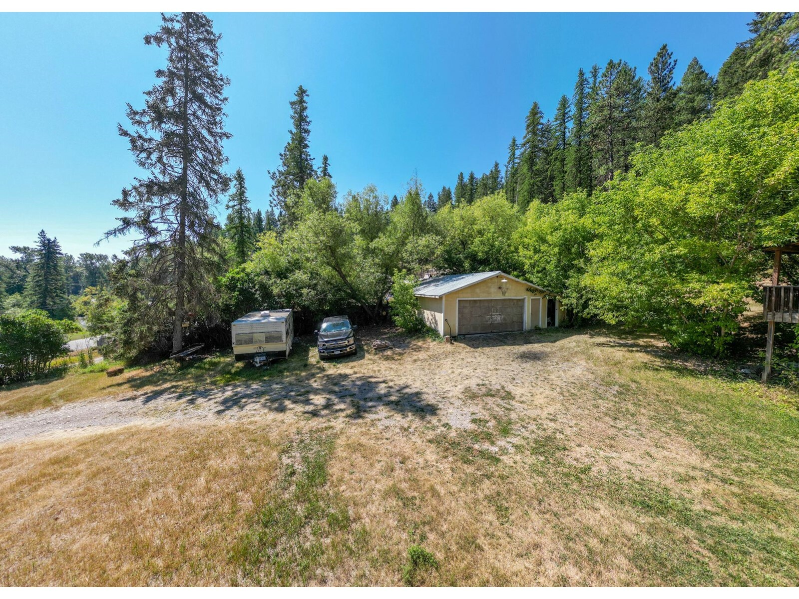 Property Photo:  7837 Jaffray Baynes Lake Road  BC V0B 1T0 