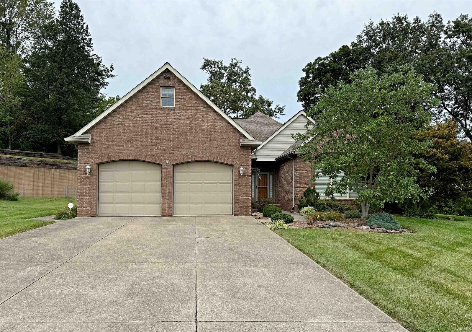 Property Photo: 12 White Ridge Court IN 47501