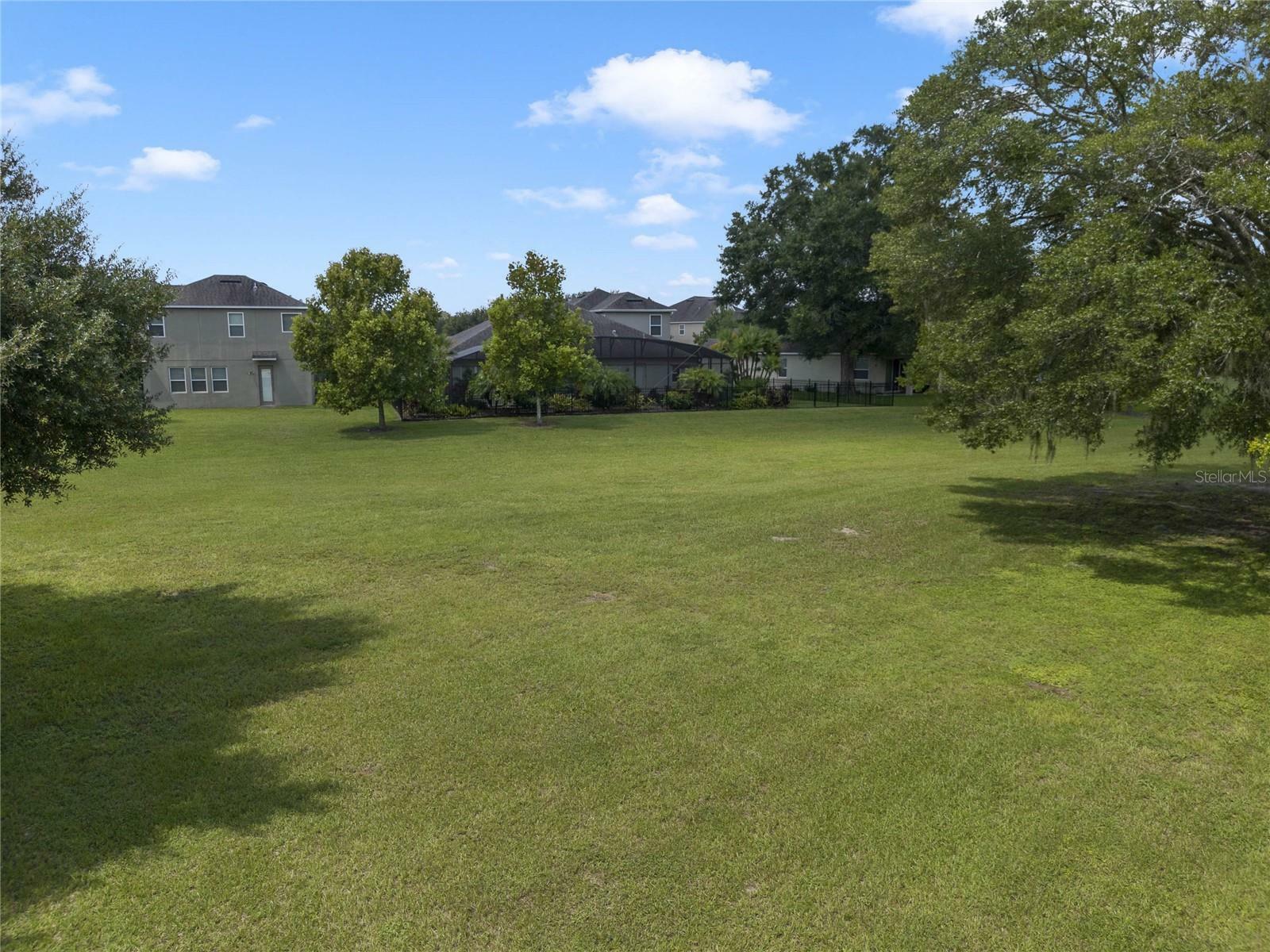 Property Photo:  31944 Geoff Way  FL 32776 