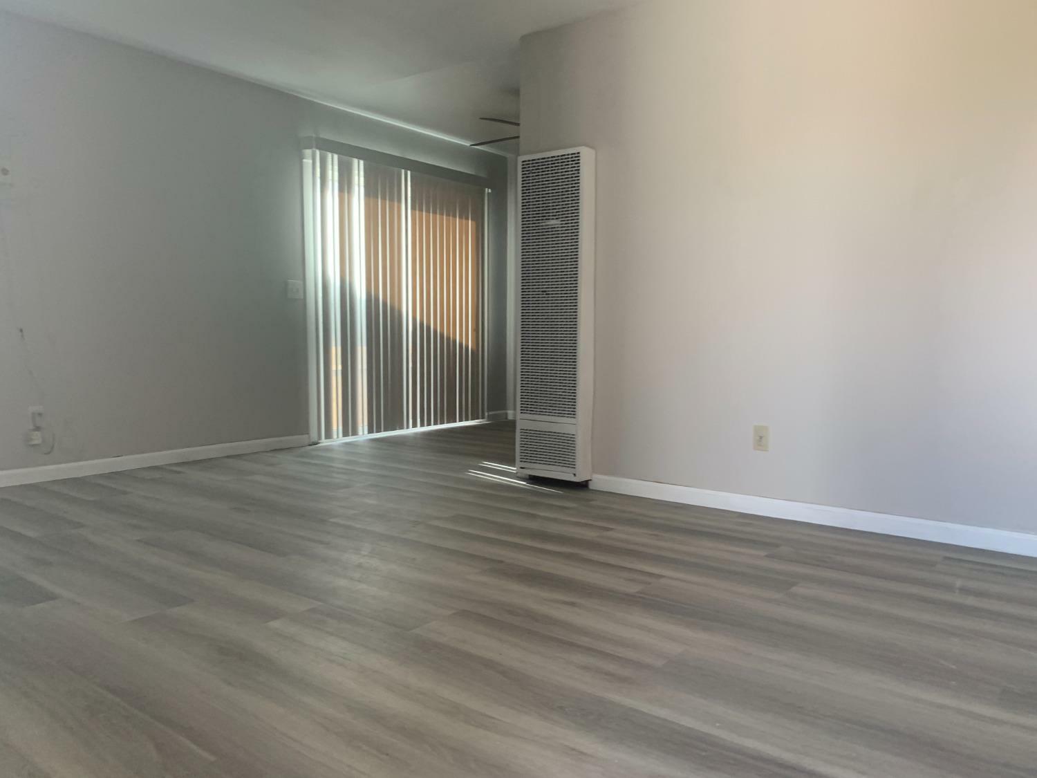 Property Photo:  666 Kings Lane  CA 95336 