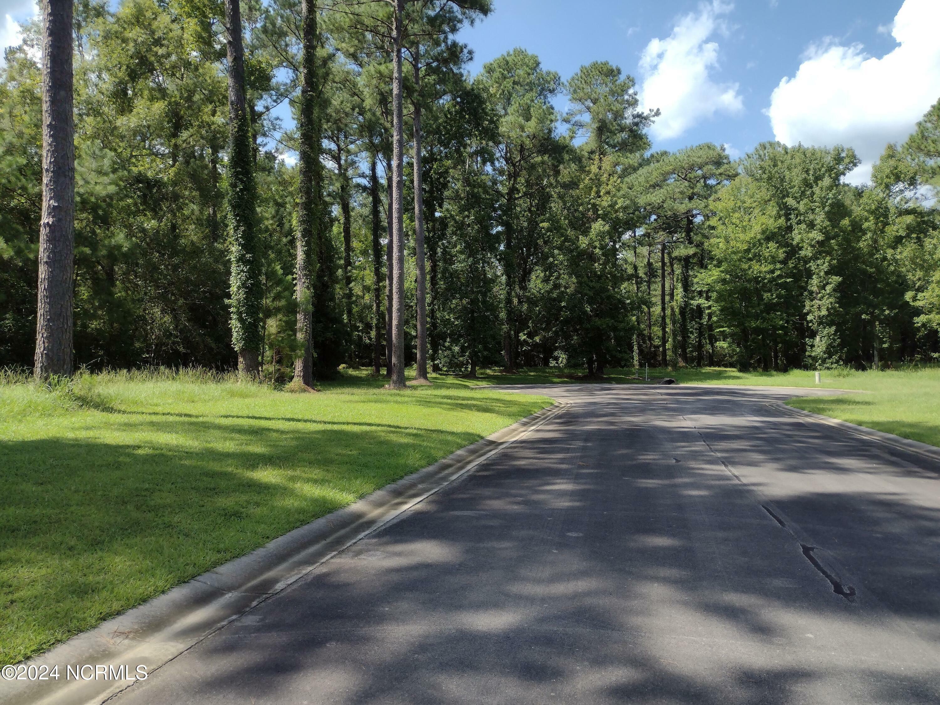 Property Photo:  31 Currituck Court  NC 28571 