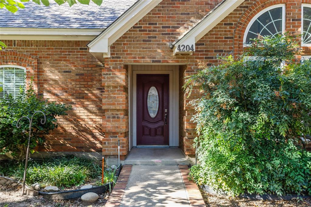 Property Photo:  4204 Oak Springs Drive  TX 76016 