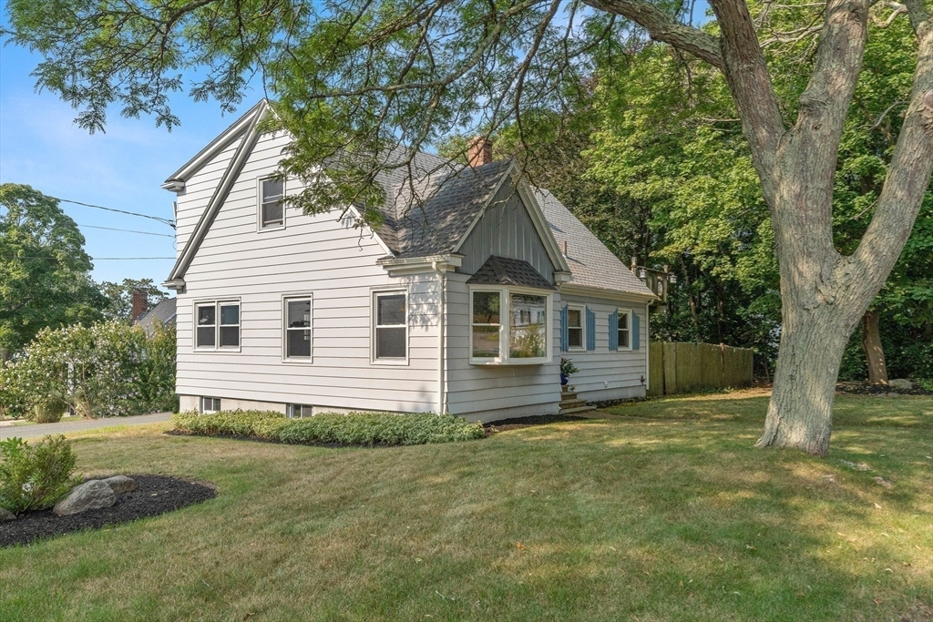 Property Photo:  243 Nahant Rd  MA 01908 