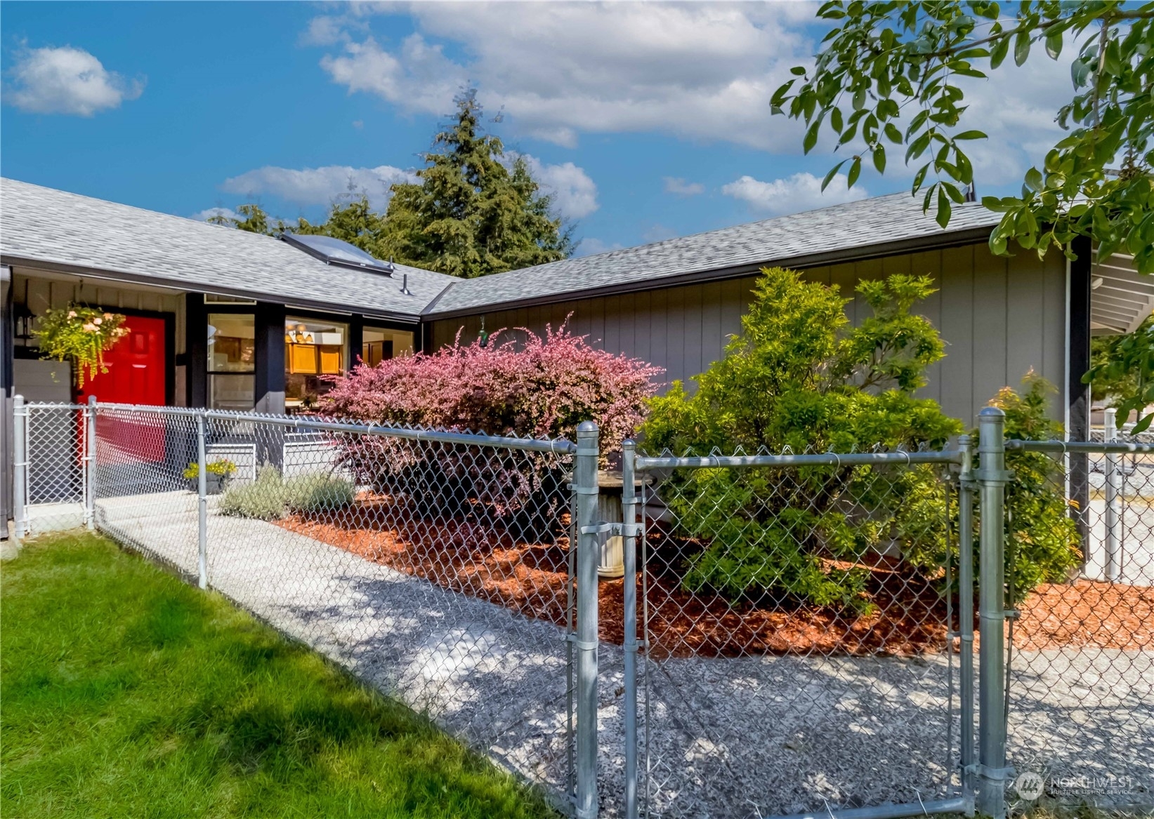 Property Photo:  1116 Rockcress Drive SE  WA 98513 