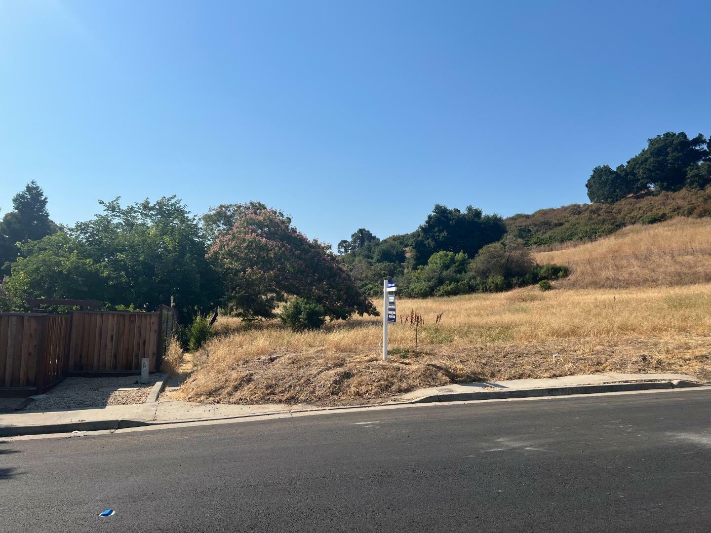 Property Photo:  0 Foothill Ct, Lot 043  CA 95123 