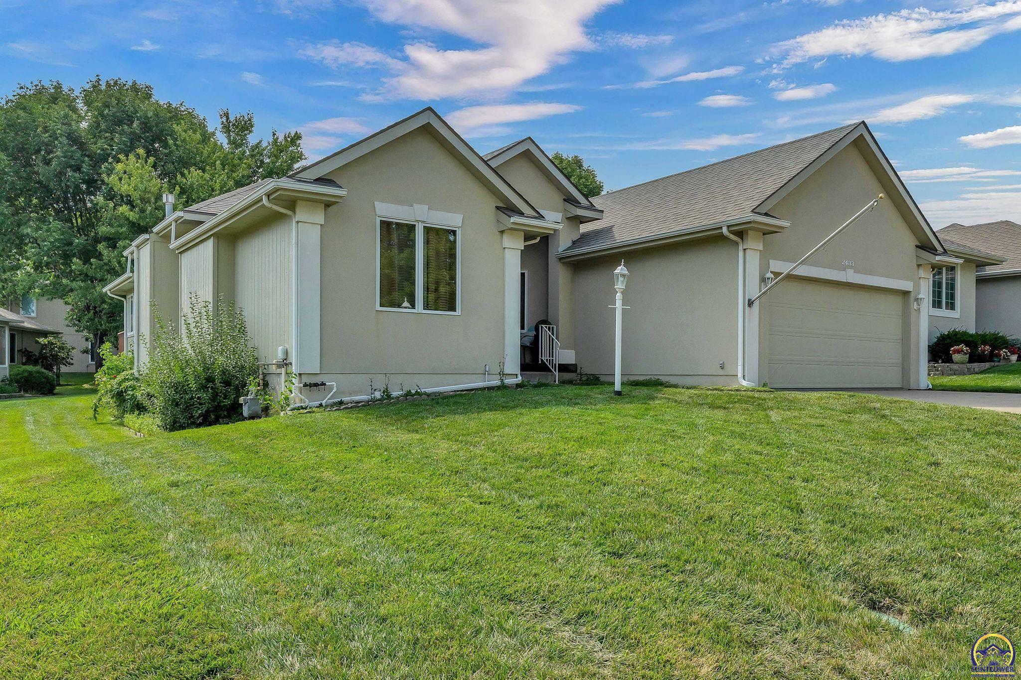 Property Photo:  2433 SW Camelot Pl  KS 66614 