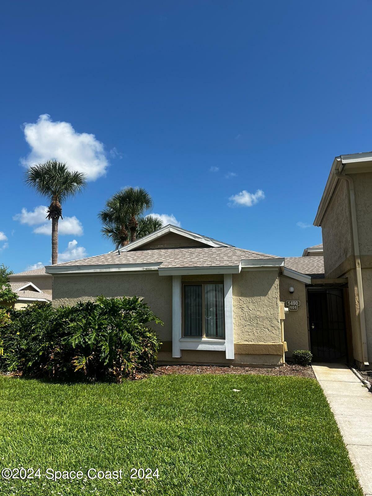 Property Photo:  1490 Sheafe Avenue NE  FL 32905 