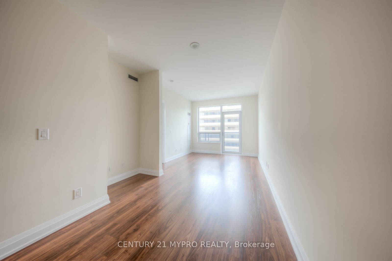 5 Sheppard Ave E 1821  Toronto ON M2N 2Z8 photo