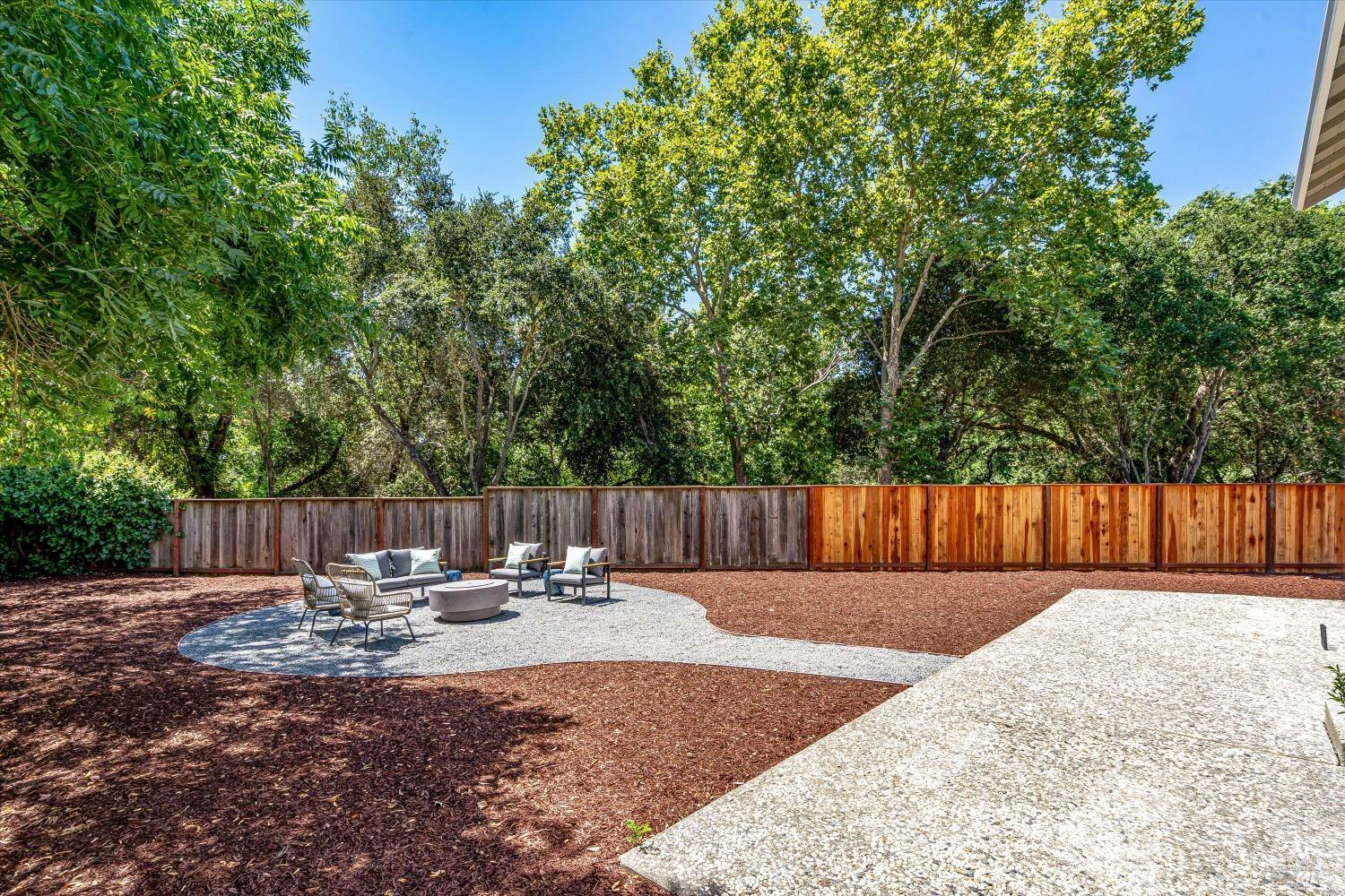 Property Photo:  607 Oman Springs Circle  CA 95476 