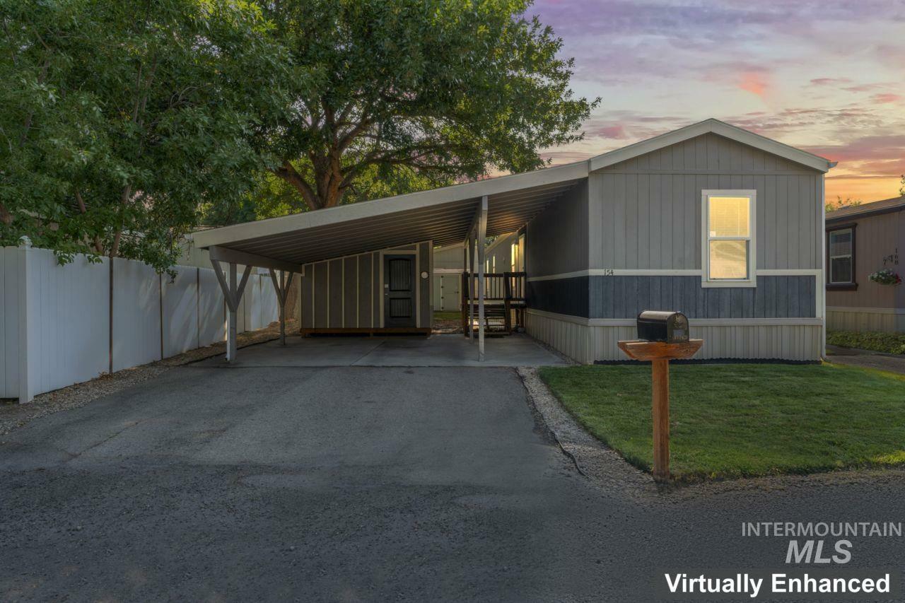 Property Photo: 154 S Flagstone Ln ID 83616-5946