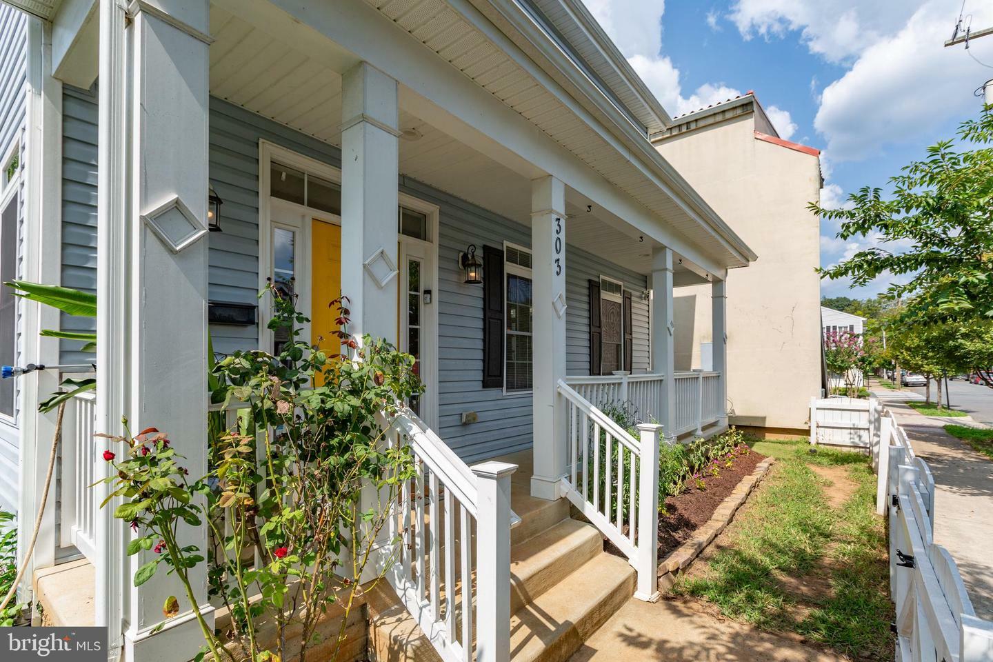 Property Photo:  303 Canal Street  VA 22401 