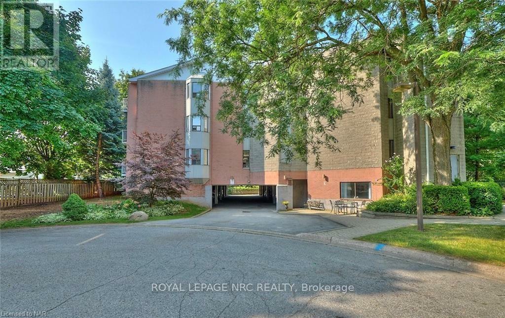Property Photo: 5 Niagara Street 201 ON L3M 5A3