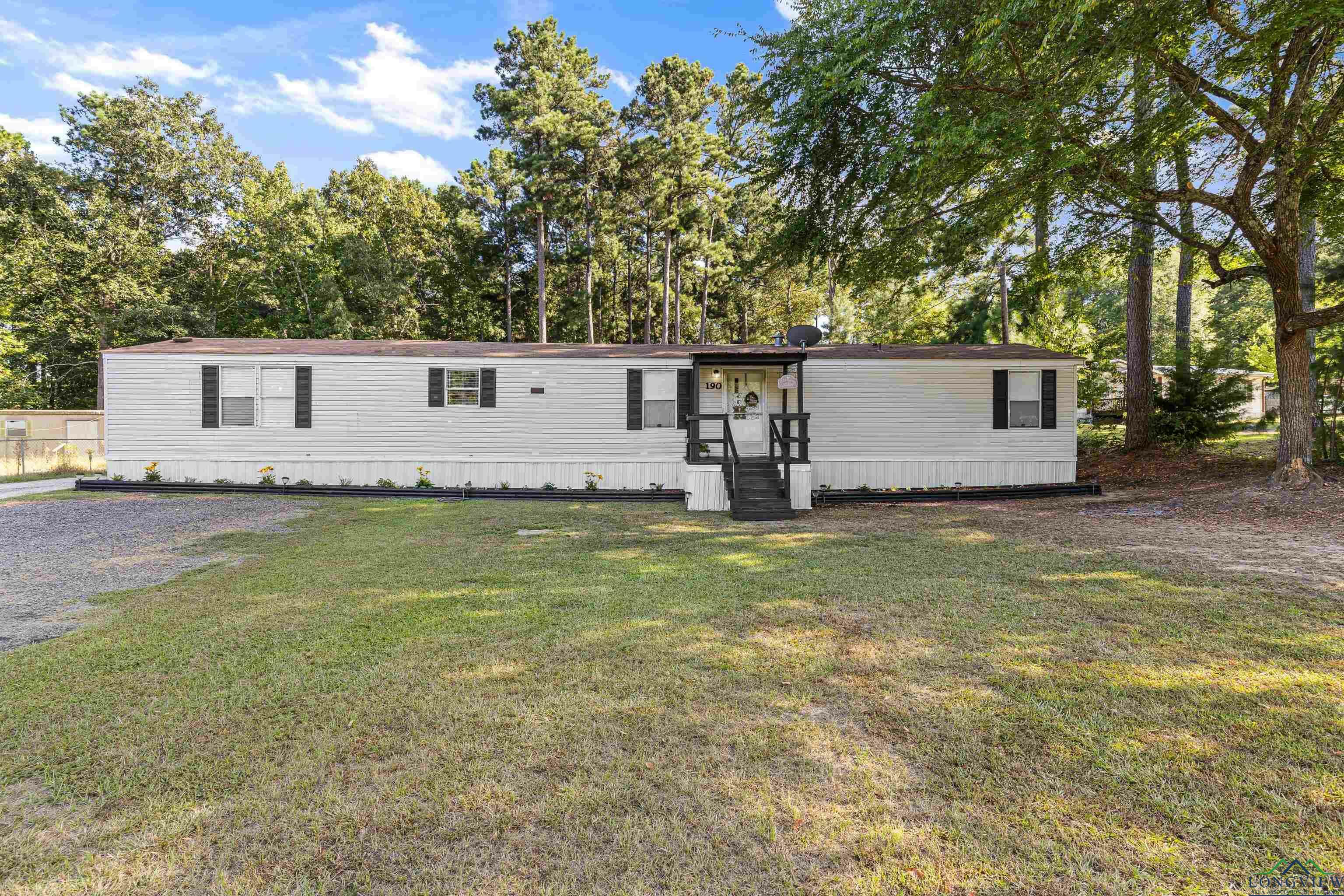 Property Photo:  190 Cross Creek Rd  TX 75605 