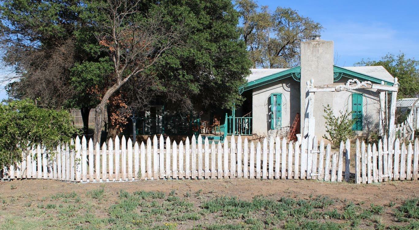 Property Photo:  214 Pierce  TX 79379 