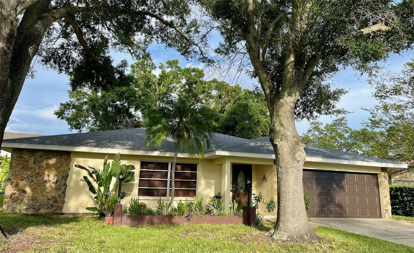 Property Photo:  1961 Canadiana Court  FL 34698 