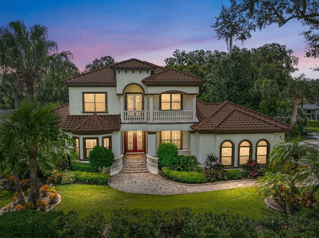 Property Photo:  465 Lake Hollingsworth Drive  FL 33803 