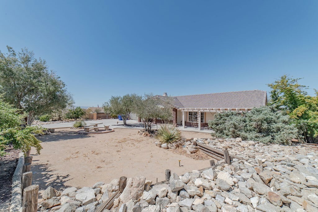 Property Photo:  16926 Ocotilla Road  CA 92307 