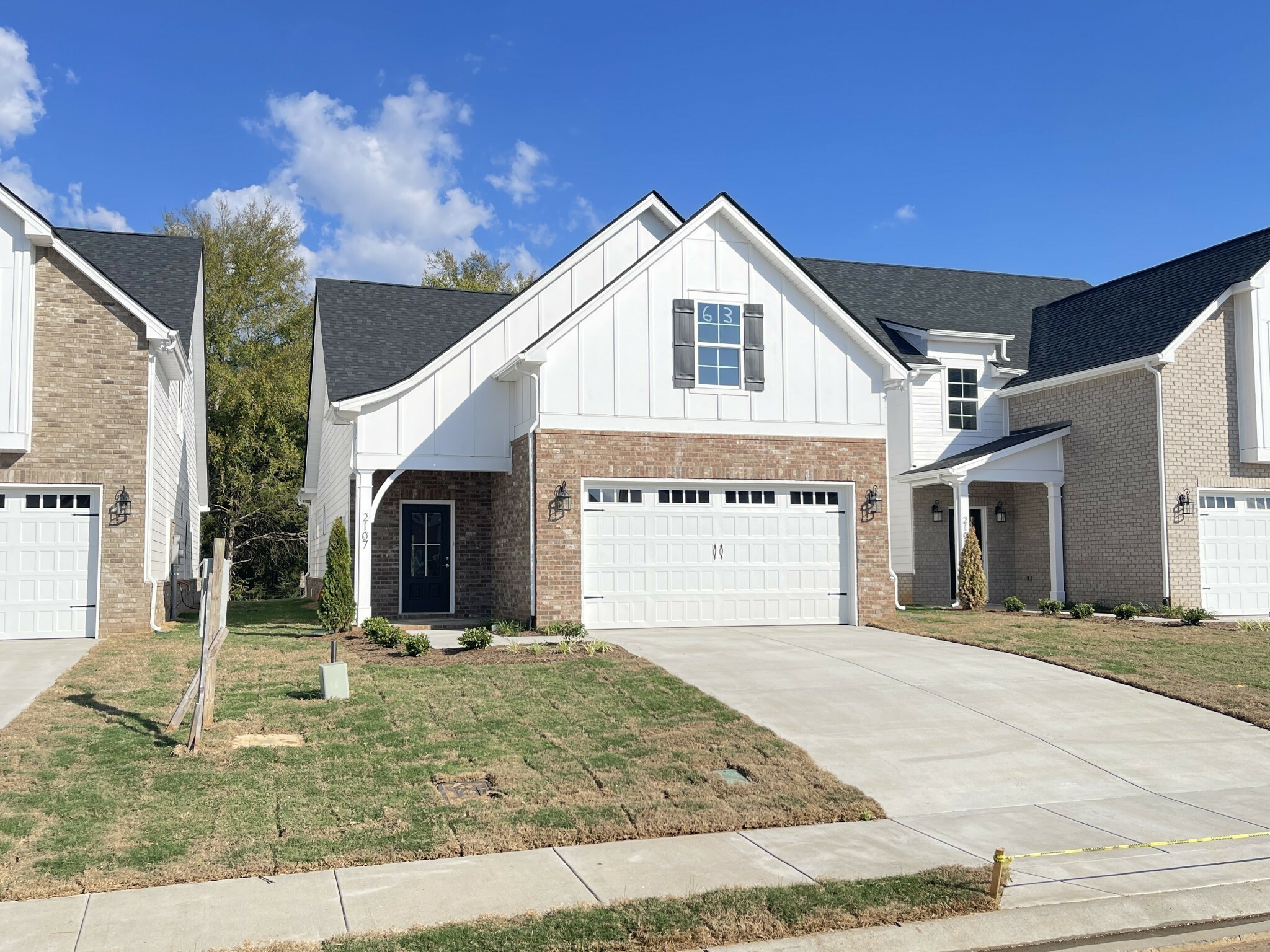 Property Photo:  2161 Barringer Ln  TN 37128 