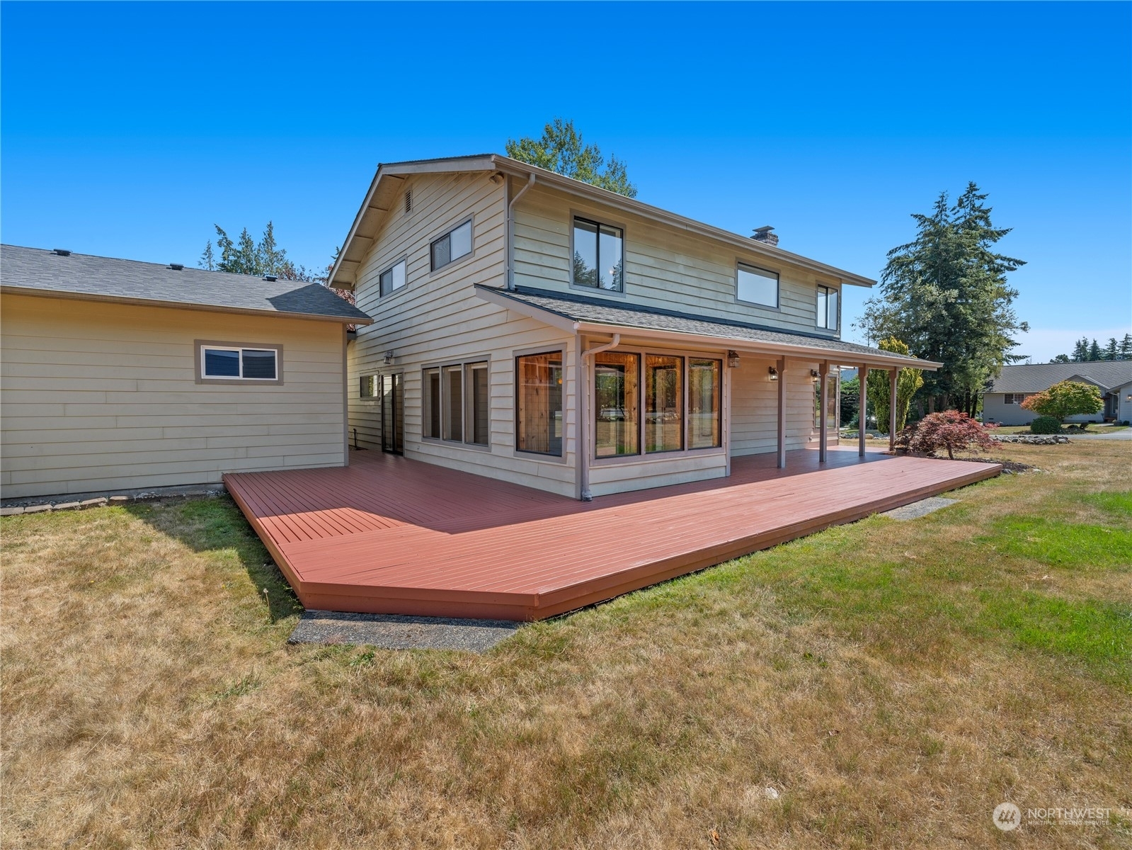 Property Photo:  2718 B Avenue  WA 98221 