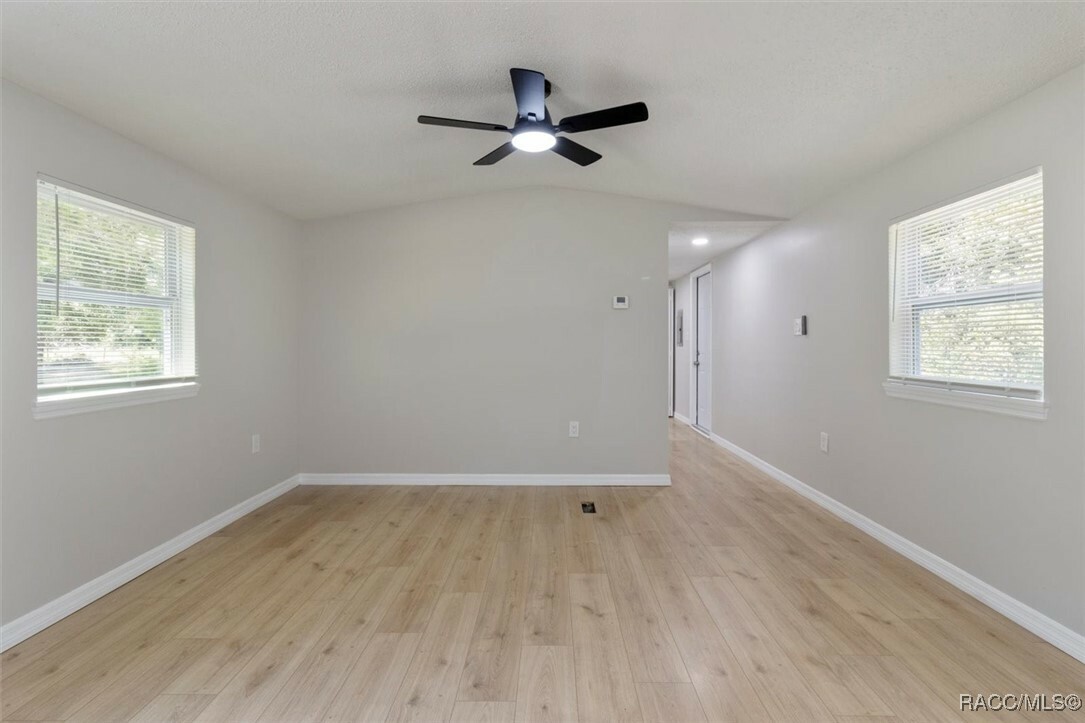 Property Photo:  1804 E Evelyn Street  FL 34442 