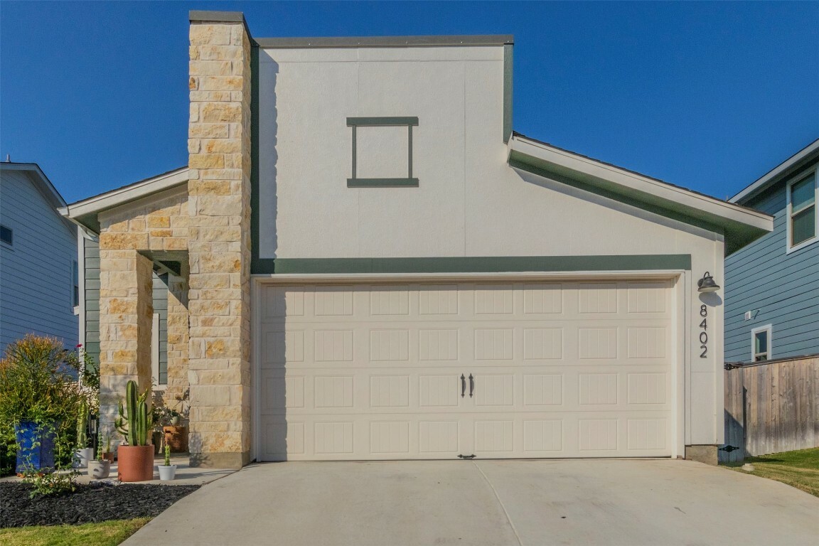 Property Photo:  8402 Cottage Rose Drive  TX 78744 