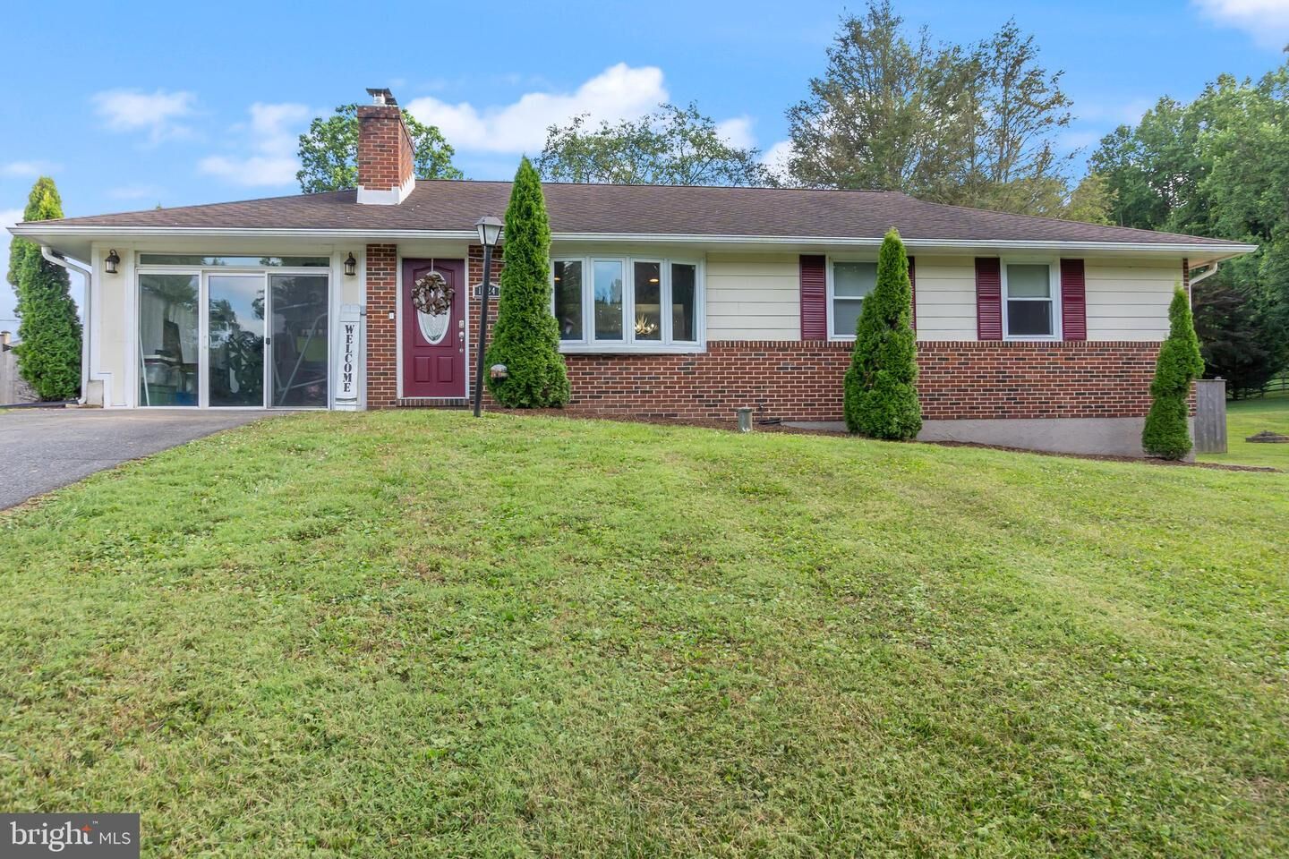 Property Photo: 1324 Murgatroyd Road MD 21047