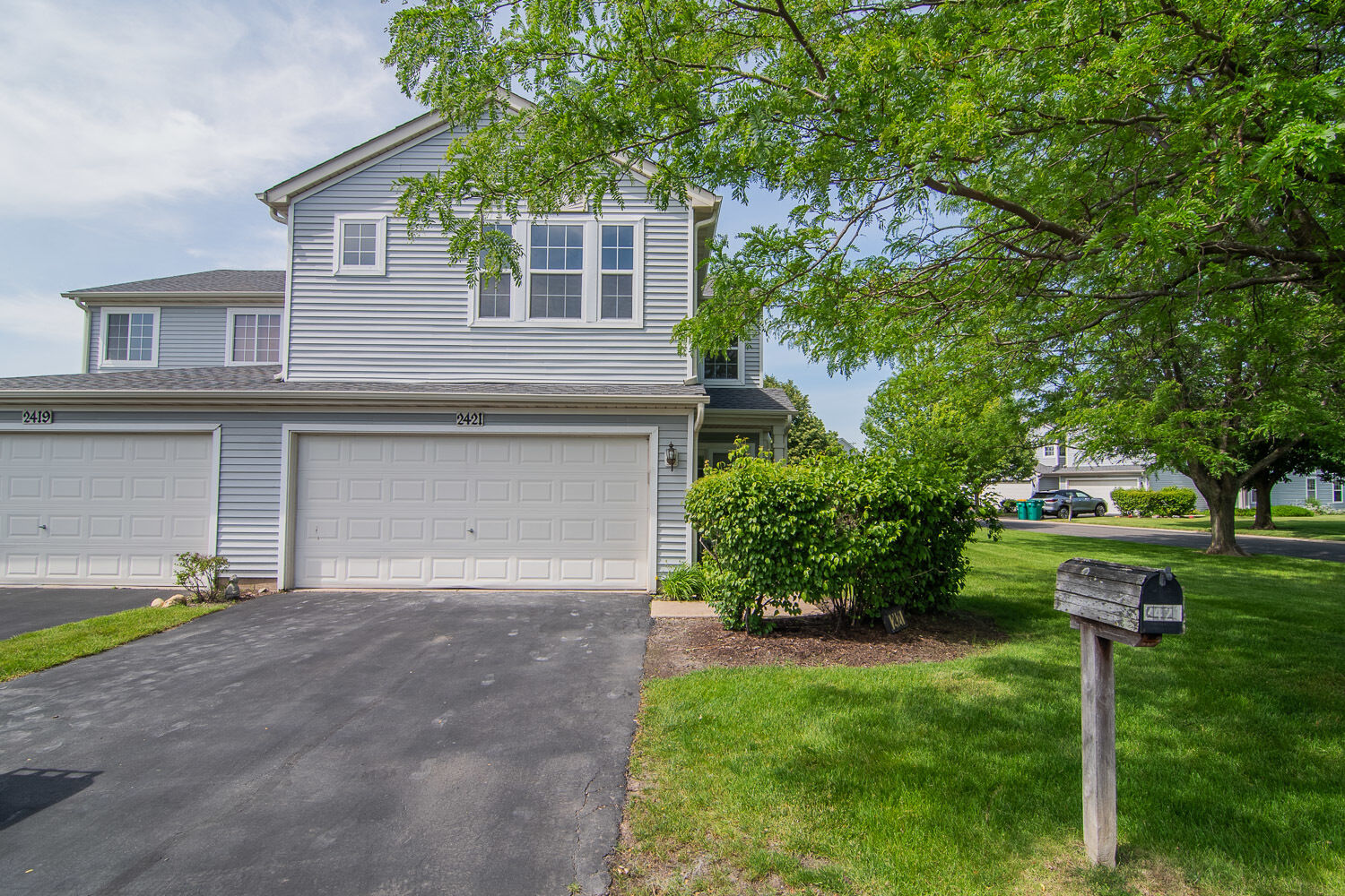 Property Photo: 2421 Cactus Court B IL 60586