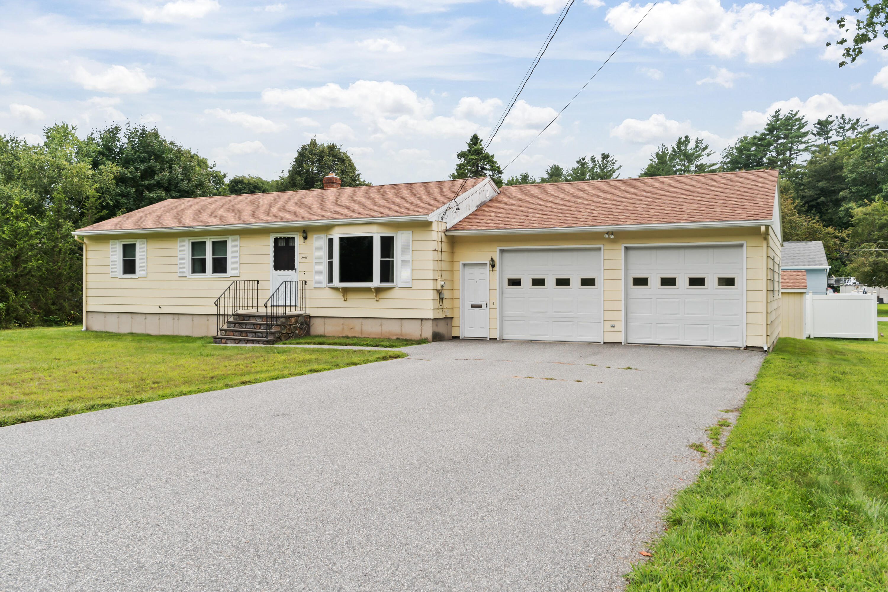 Property Photo: 40 Switzerland Road ME 04240