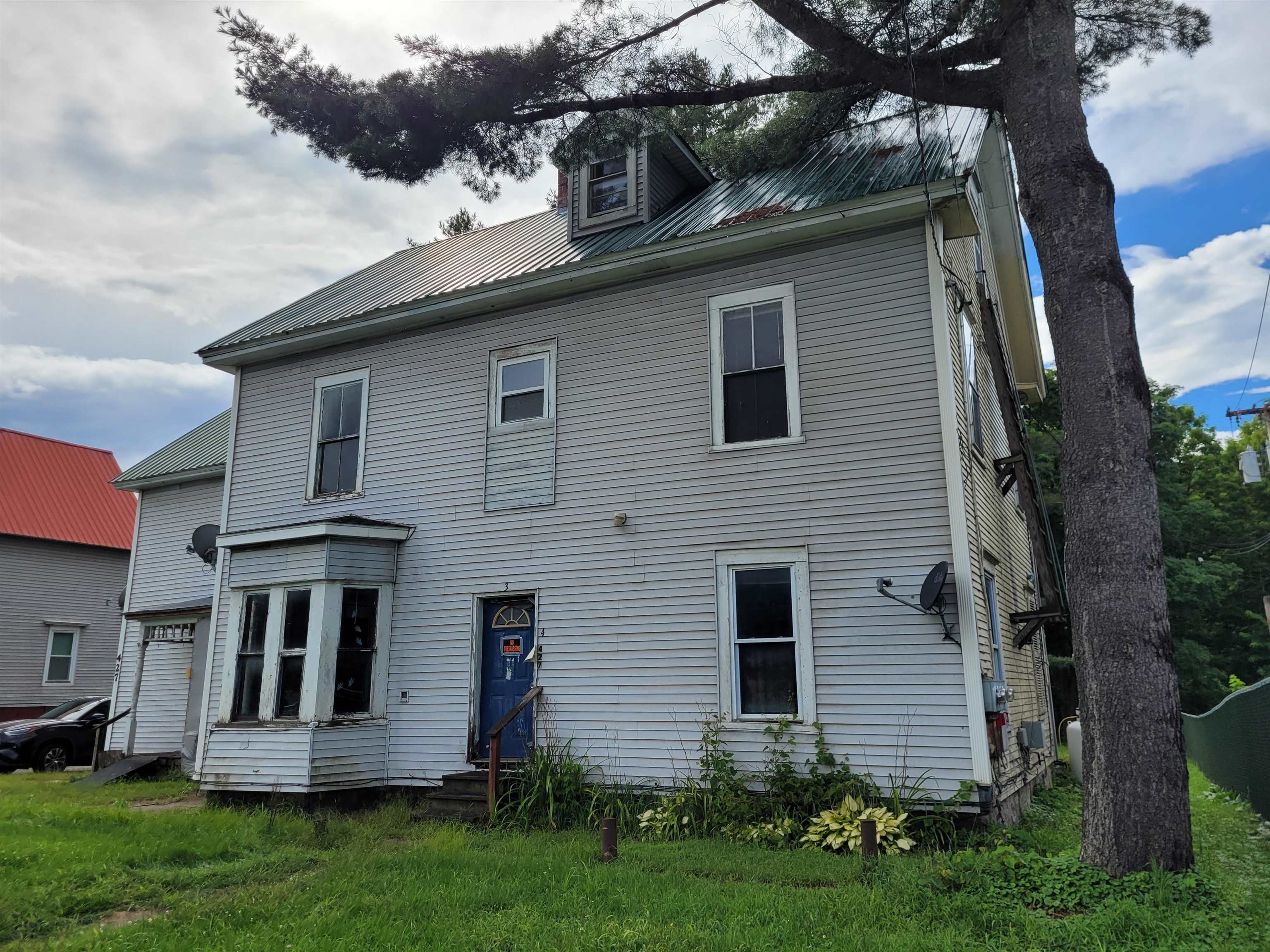 Property Photo:  427 Main Street  VT 05851 