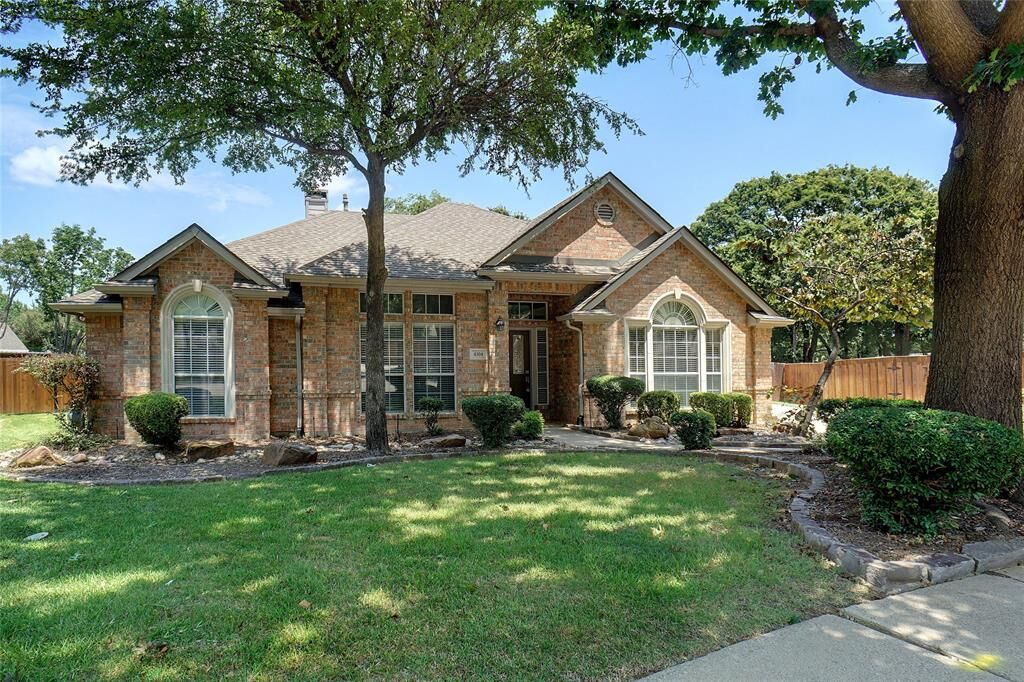 Property Photo: 4104 Remington Park Court TX 75028
