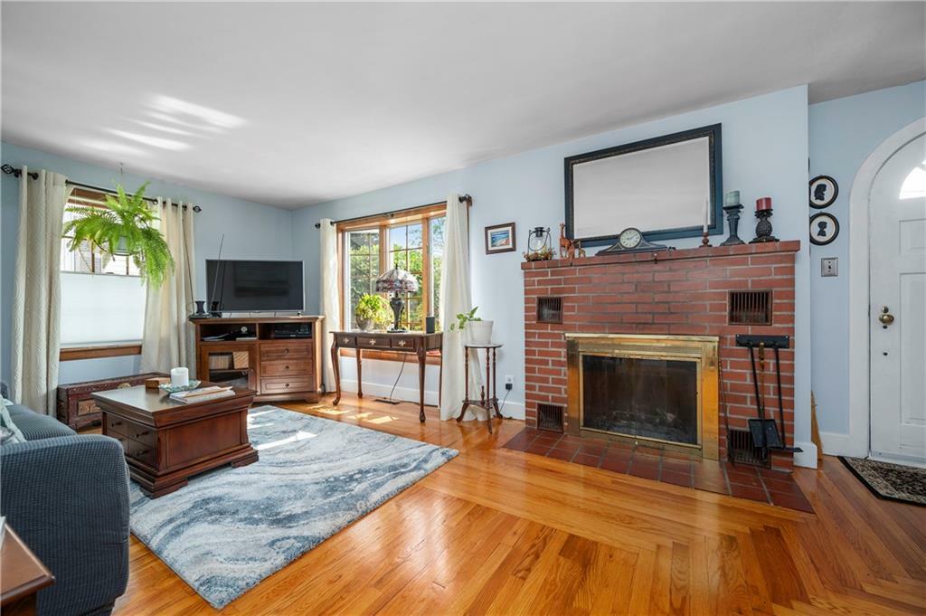 Property Photo:  280 Nursery Avenue  RI 02895 