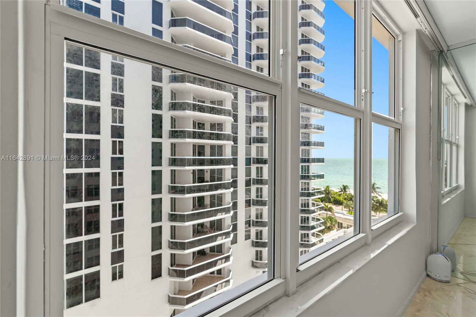 Property Photo:  4747 Collins Ave 807  FL 33140 