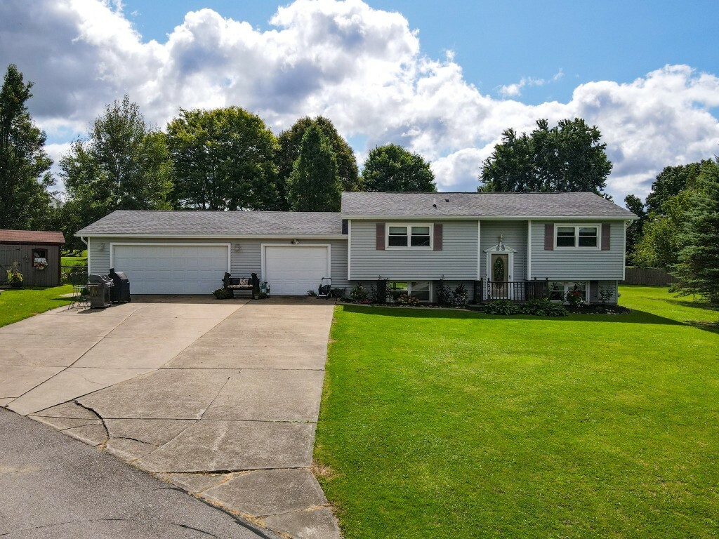 Property Photo:  206 Granada Drive  PA 16412 