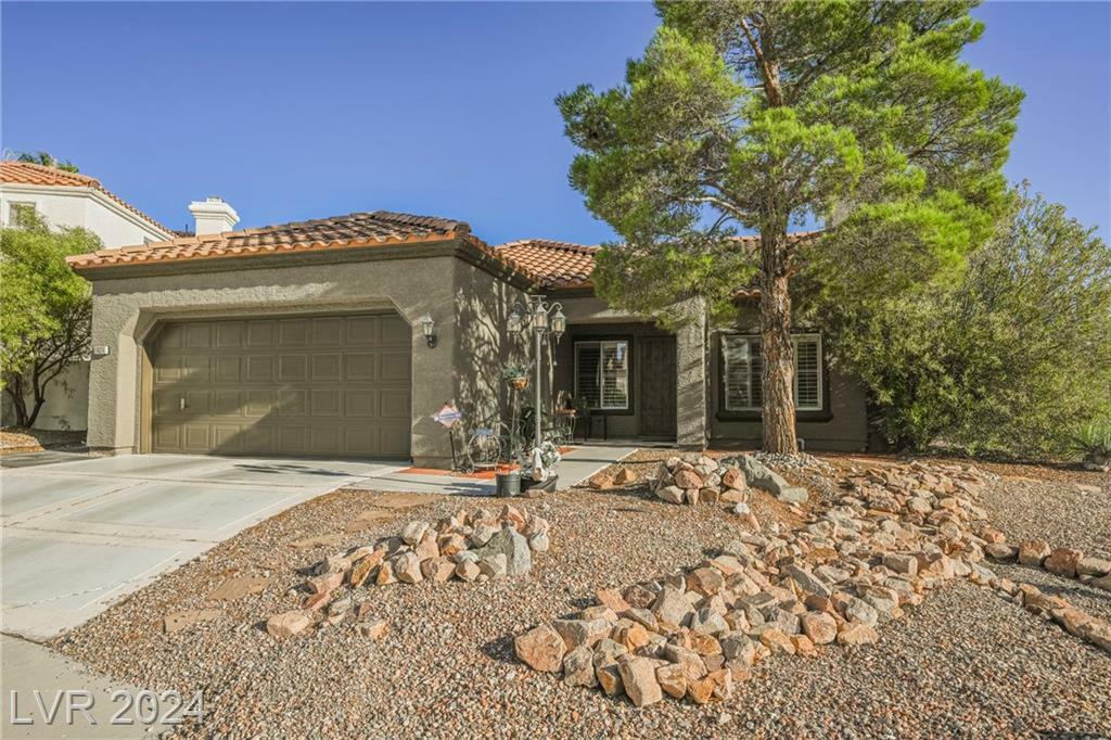 Property Photo:  1424 Country Hollow Drive  NV 89117 