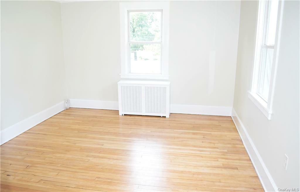 Property Photo:  37 Lynton Place  NY 10606 