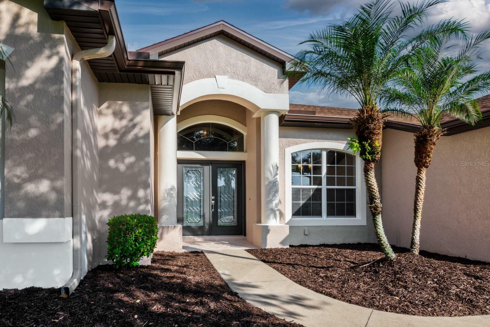 Property Photo:  27303 Gingerbread Place  FL 34748 