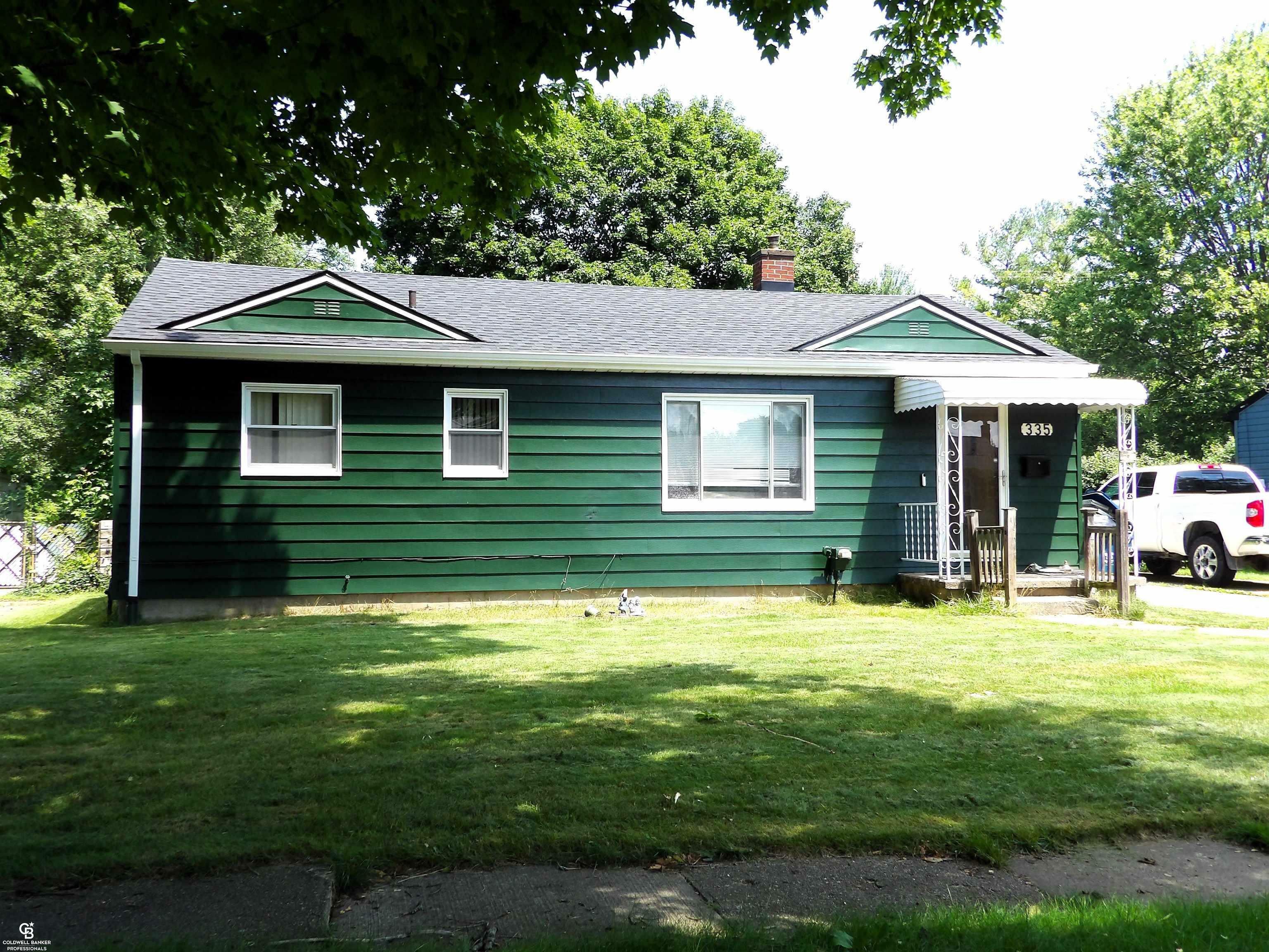 Property Photo:  335 North Dr  MI 48423 