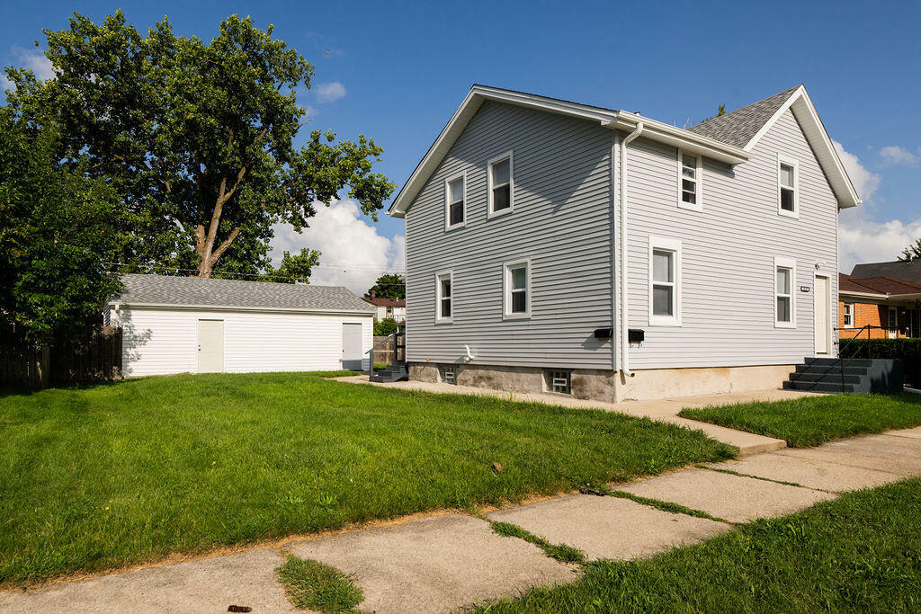 Property Photo:  3310 6th Ave  WI 53402 