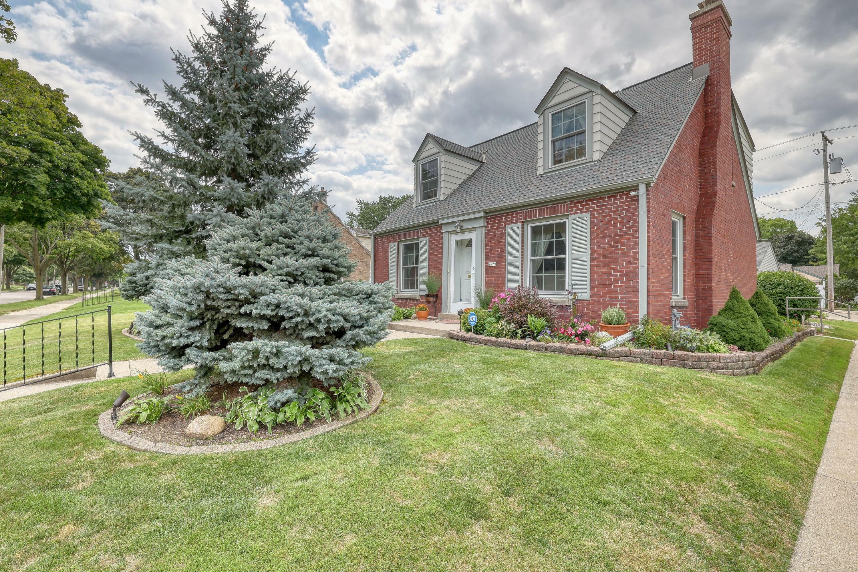 Property Photo: 2979 N 85th St WI 53222